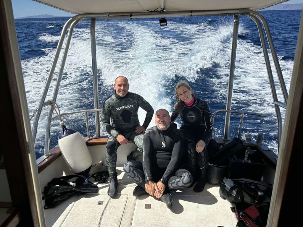 Φωτογραφία απ΄τα μέλη της Ομάδας Παρακολούθησης της Μεσογειακής Φώκιας